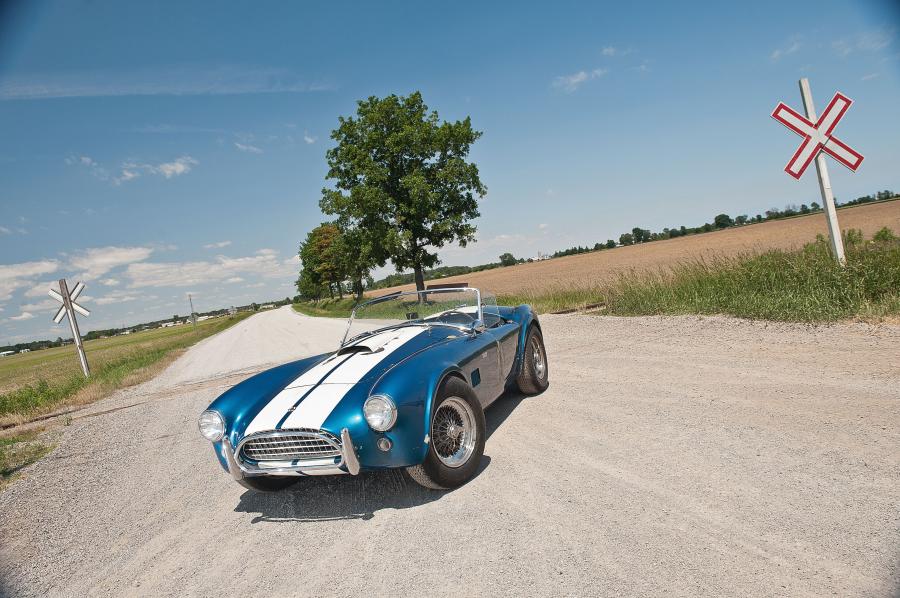  Shelby Cobra 289 1964 года  (фото 23 из 27)
